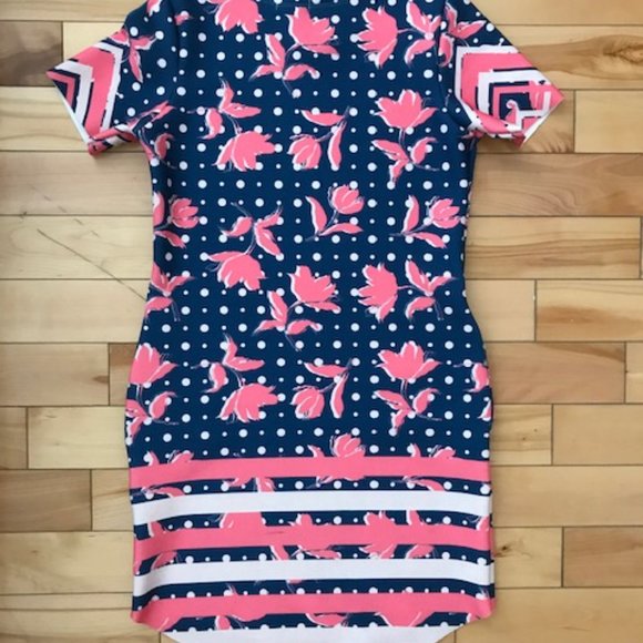 Dress - Picture 6 of 7